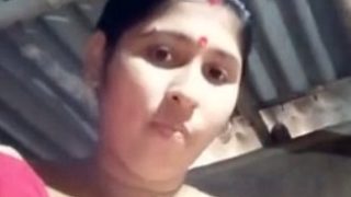 Bibastra Boudi Pamer Payudara Besar Dan Memeknya