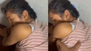 Cewek Biker Silchar Ngerontaak Keras Di Video Seks Viral Ini