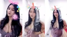 Sheeila Indy, Wajah Manis Dengan Payudara Besar Menggoda