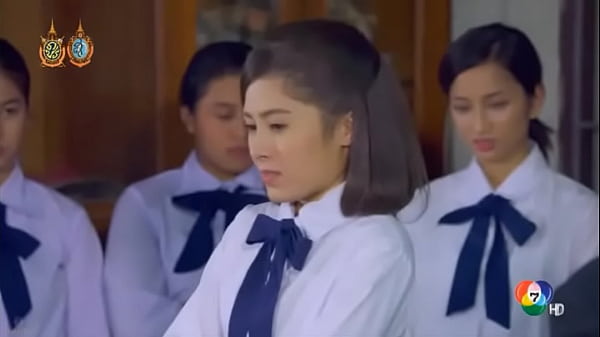 Pukul Pantat Seksi Dari Asia: Korea Dan Jepang