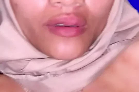 Fucking In The Pussy Of Her Boyfriend Hijab