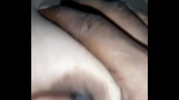 Bini Tetangga Seksi Yang Bikin Ngilu
