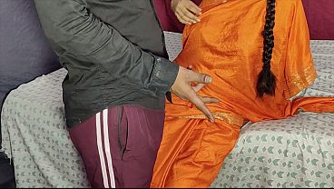 Dever Ne Desi Bhabhi Ki Chut Ki Pyaas Bujhai, Garmi Aur Nami Se Bhari Raat Mein.