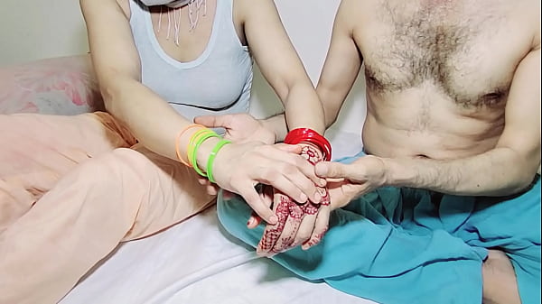 Punjabi Muslim Bhabhi Digebrek Anjing Dari Belakang, Suara Hot Hindi, Memek Muncrat Kena Kontol Dever