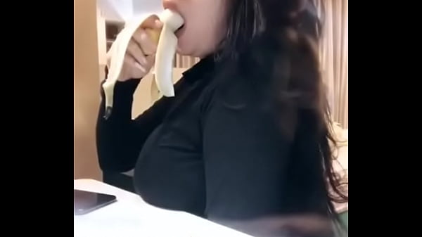 Monica Adhea, Cewek Model Indo Nakal, Bibir Muncrat Penuh Nafsu, Ngewe Lewat Mulut Bikin Ngiler.