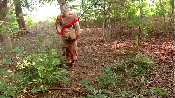 Malam Natal Paling Hot Di Hutan Bareng Radhika Desi, Ngegas Sampai Lupa Daratan.