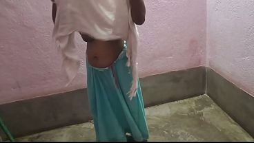 Desi Cewek Super Seksi Baru, Jilat Kontol Panjang
