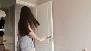 Sialan, Step-sis Horny Itu Ngasih Lubang Sempitnya Buat Dibersihin 1x, Tapi Gue Ngewe Dia Keras Dan Muncrat Di Muka.