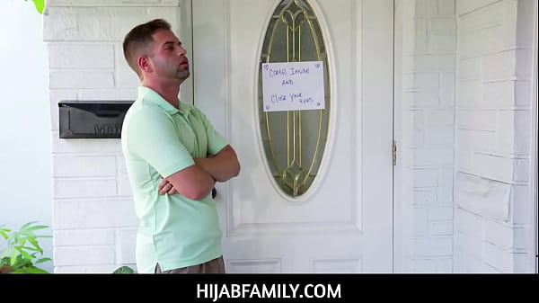 Hijabfamily – Pantat Arab Anal Malaikat Dihajar Sampai Njerit!