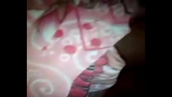 Desi Tante, Bulu Memek Lebat Bikin Makin Pengen