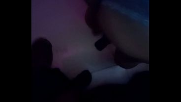 Mama Muda 31 Tahun Pusing, Akhirnya Temennya Mabuk Parah Sampe Crot Di Lantai.
