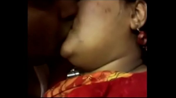 Desi Aunty, Siap Digoyang Di Ranjang Panas Malam Ini.
