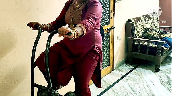 Bokep India Bikin Desah Bhabhi Digebuk Sama Cowok Gym
