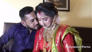 Baru Nikah, Sudipa Gadis India, Malam Pertama Penuh Nafsu, Kontol Ngaceng, Crot Di Dalem – Suara Hindi