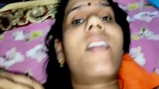 Istri Desi Lagi Ngewe, Kontol Suami Masuk Ke Lubang Pantatnya