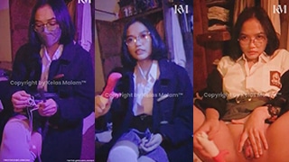 Malem-malem Cosplay Sma, Bawa Dildo Ke Kelas, Siap-siap Ngenyangin Guru.