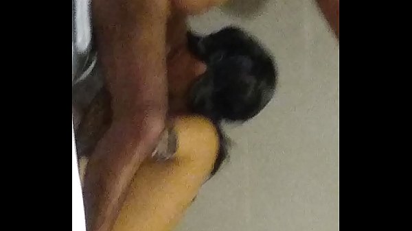 Neha Nyedot Kontol Kakak Tiri Sambil Mandi Suara Hot