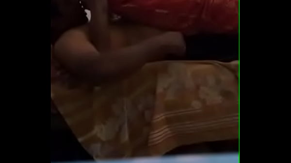 Desi Istri Lagi Nungging Di Atas, Nikmat Banget.
