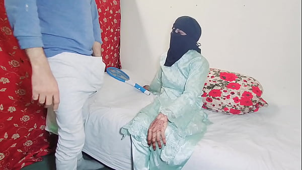 Ngentot Memek Tembem Pacar India Montok Sambil Ngomong Kotor Pakai Bahasa Hindi, Kontol Gede Masukin Ke Lubang Pantatnya Yang Gede