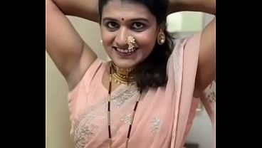 Indo Cewek Seksi Pamer Ketiak Basah Bikin Ngilu