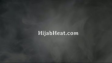 Bosok Arab Muslim Ketat Digeboy Bareng Kolega Kantor