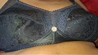 Si Asian Milf Gak Bisa Nolak Siapapun, Lo Suka Sama Dia?