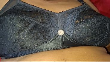 Si Asian Milf Gak Bisa Nolak Siapapun, Lo Suka Sama Dia?