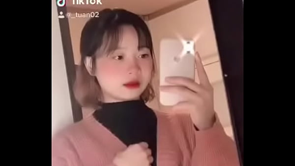 Goyangin Pantat Di Tiktok, Cewek China Imut Bikin Ngilu