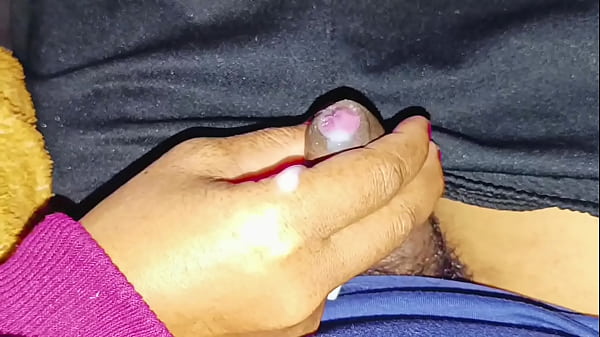 Tanteku Doyan Kontol Mungil, Bikin Ngiler Tiap Lihat.