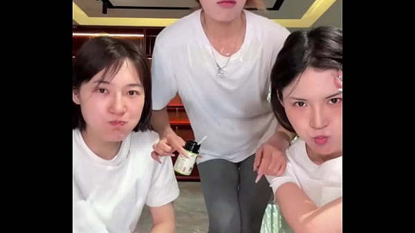 Cặc Nhỏ Của Thằng Lùn Tàu Khựa